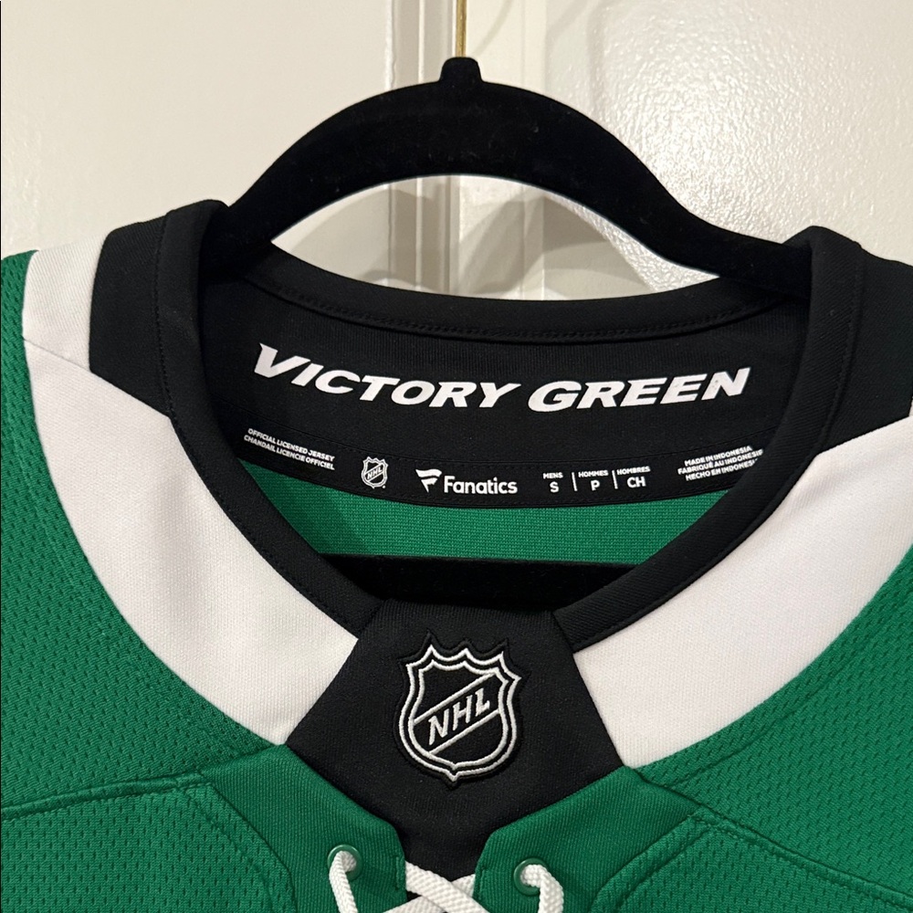 Fanatics Green NHL Licensed Jersey for Logan Stankoven Dallas Stars - Picture 3 of 14